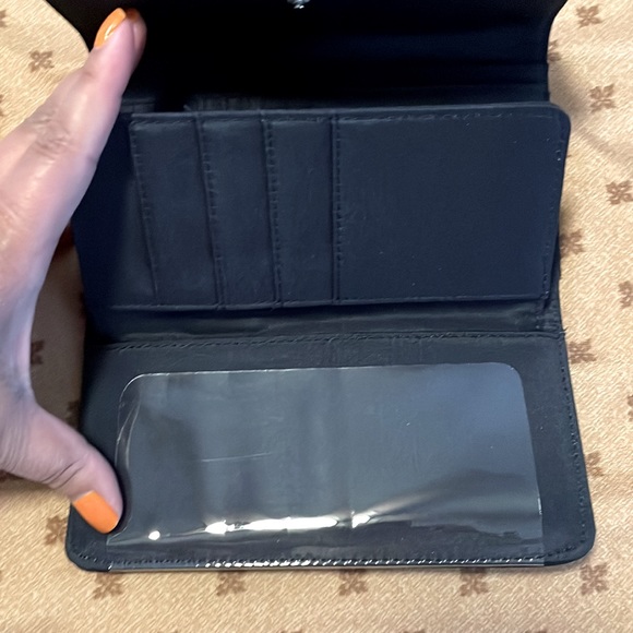 Wallet - Picture 3 of 3